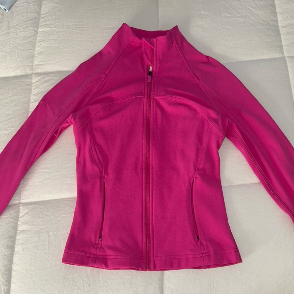 Lululemon Cropped Define Jacket in Sonic Pink